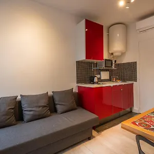 Clignancourt Hotel apartamentowy